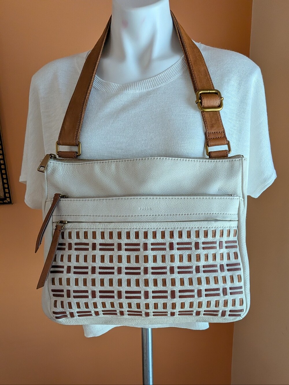Vintege Fossil Cream and Brown Leather-Trim Crossbody Bag Crossbody/ Shoulder